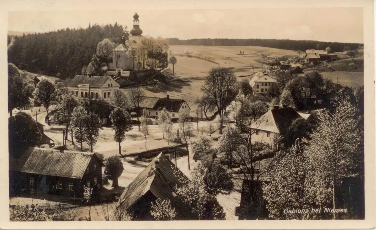 Pohled na zaniklou obec Jabloneček
